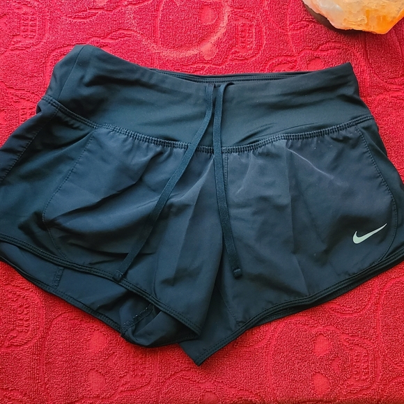 Nike dri-fit running shorts - Picture 1 of 6